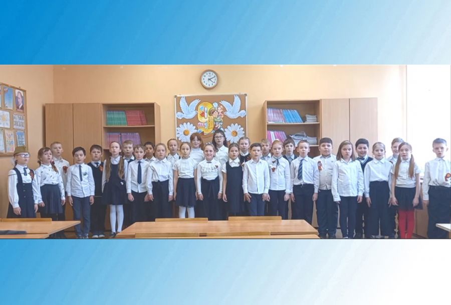 Фестиваль военной песни в средней школе №11. 2 «А» класс