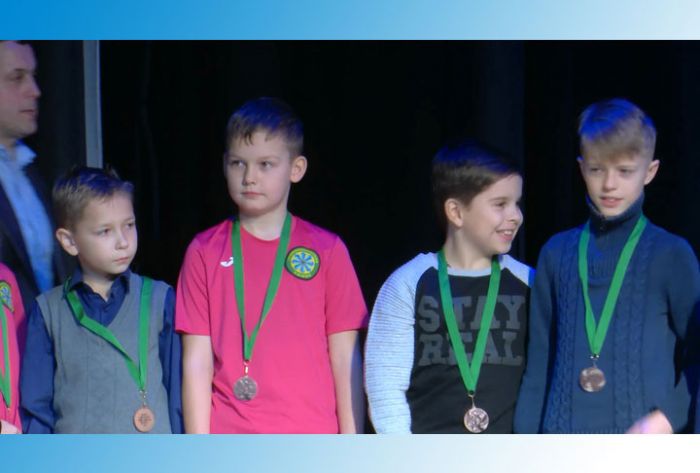 В ОДЦ &laquo;Октябрь&raquo; наградили лучших футболистов района